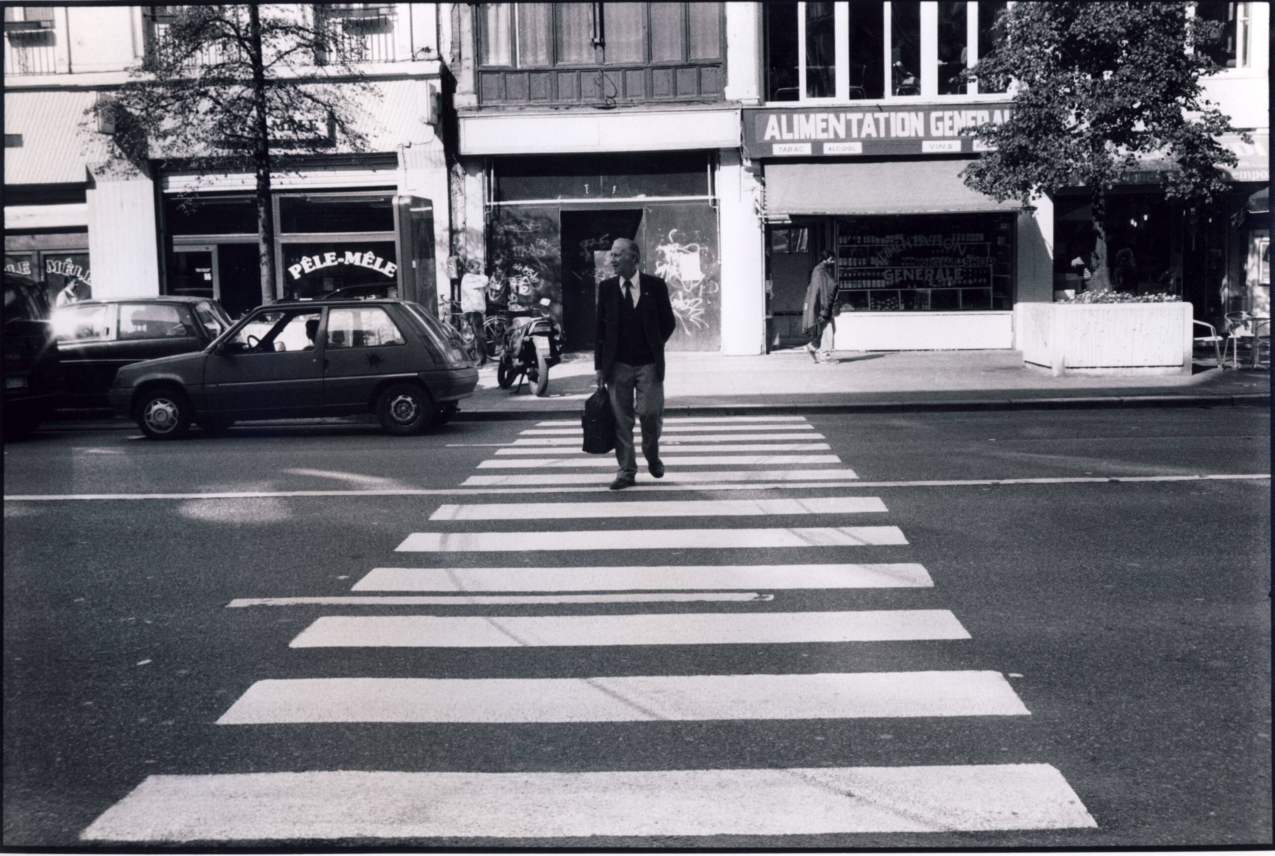 2000-croos-walk-after