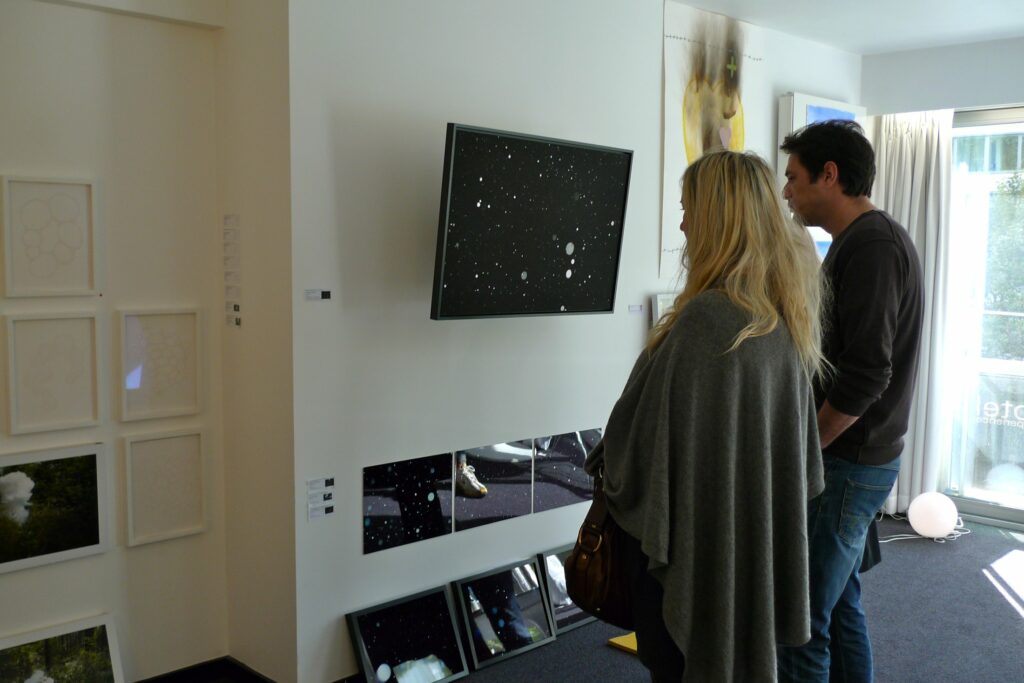 ART ON PAPER, Brussels, Belgium